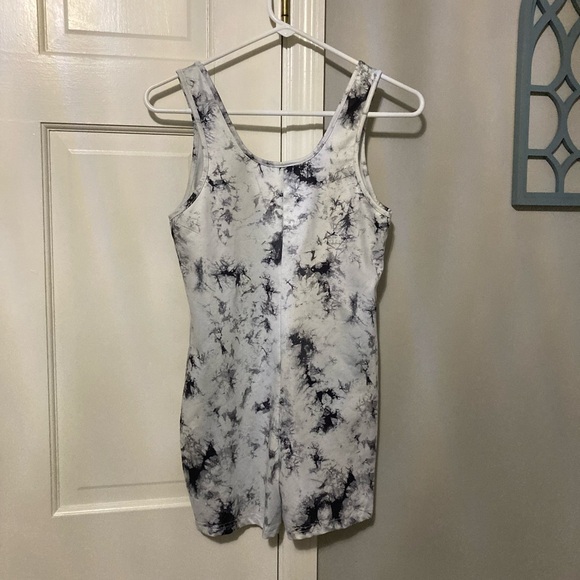 SHEIN Black and White Marble Bodysuit - Picture 4 of 5